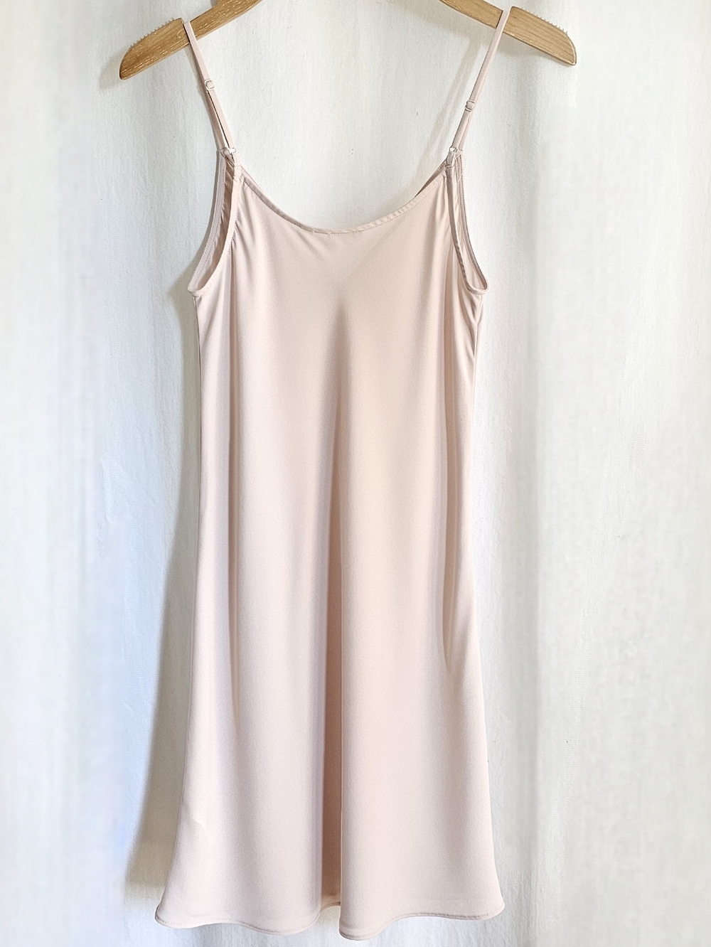 Aritzia Wilfred Noa Dress Pink - Picture 7 of 16
